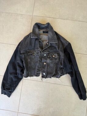 All Saints Women’s Black Washed Cropped Denim Jacket